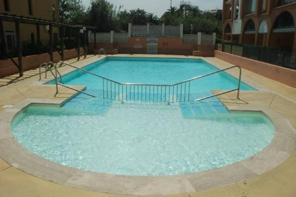 Studio Avec Climatisation Wifi Parking Piscine آجد المظهر الخارجي الصورة